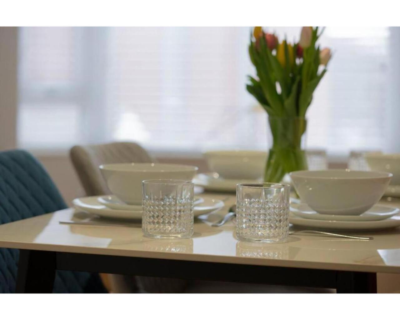 Central Belfast Apartments Queen'S Hideaway Экстерьер фото