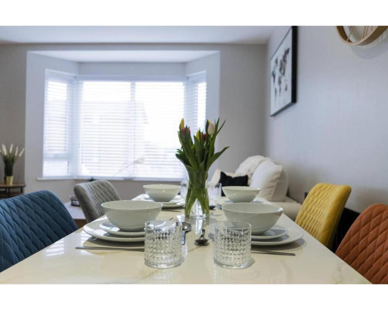 Central Belfast Apartments Queen'S Hideaway Экстерьер фото