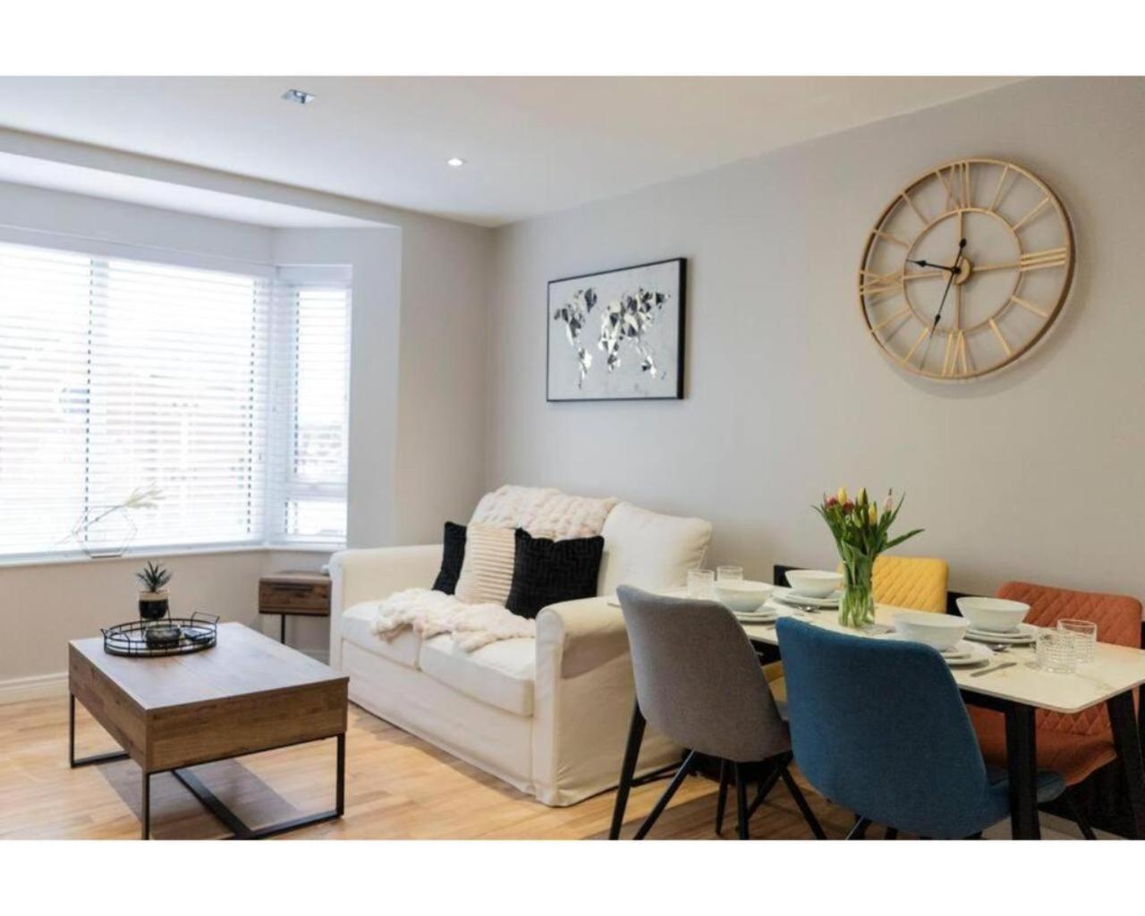 Central Belfast Apartments Queen'S Hideaway Экстерьер фото