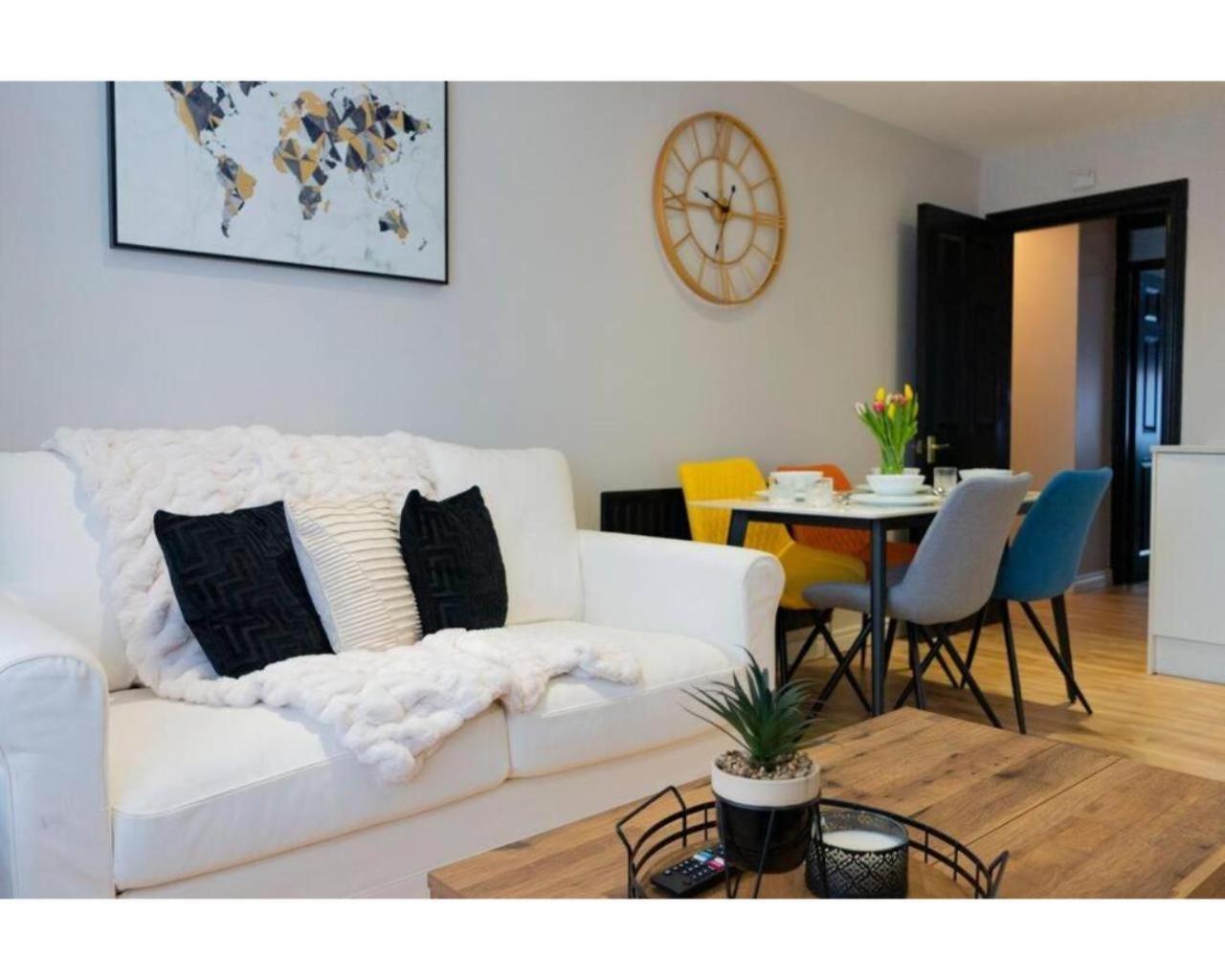 Central Belfast Apartments Queen'S Hideaway Экстерьер фото